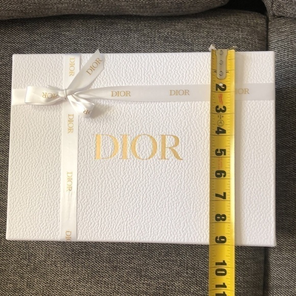 Dior White Empty Rectangle Gift Box Paper White Logo Ribbon Holiday Gift - Picture 14 of 16